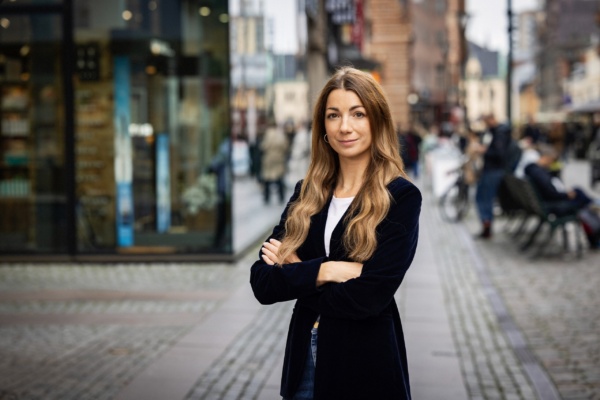Isabella Ahmadi, konsumentexpert